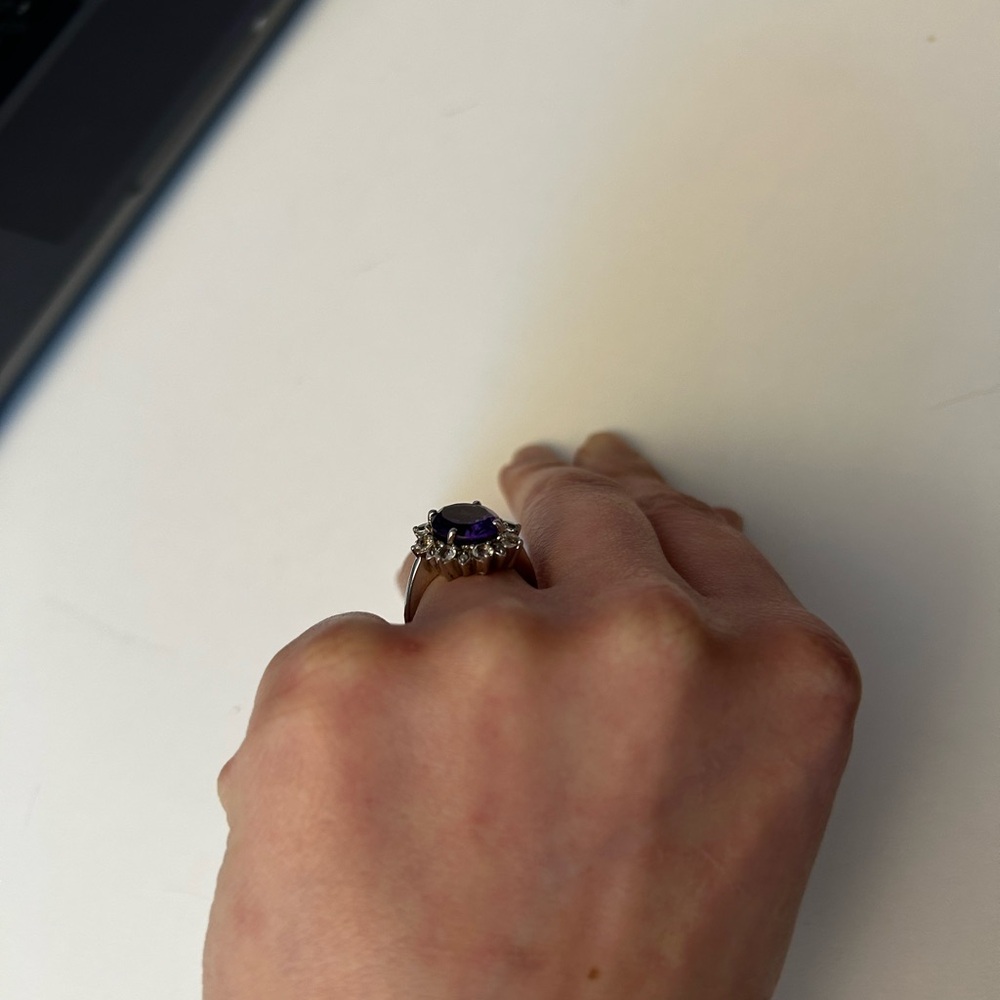 Sparkly Purple Gemstone Ring Size 7 - Picture 17 of 17